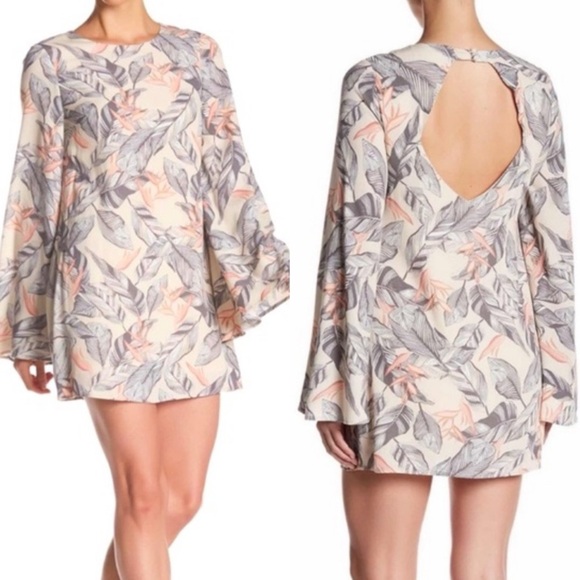 Dress Forum mini tropical print dress Graypeach Lena bell sleeve floral size s - Picture 1 of 4
